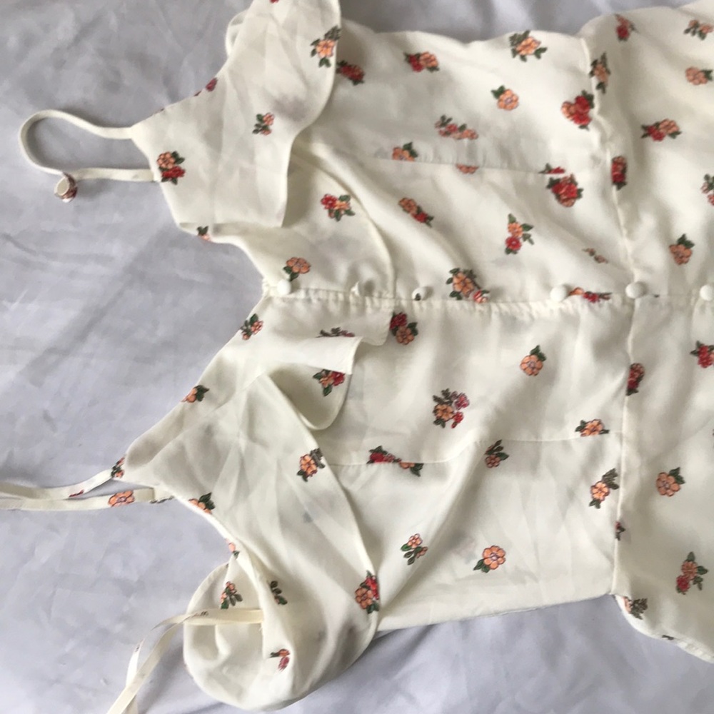 Romper - Picture 3 of 4